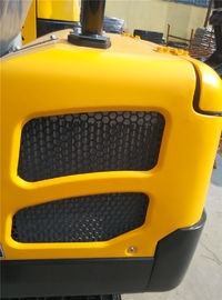China 360° rotation small crawler  excavator with ecnclosed cabin supplier