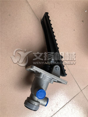 XCMG ZL30G Air brake master valve original wheel loader spare parts 800901158 SLZD-3514002 supplier