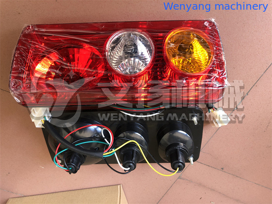 CDM835E  wheel loader spare parts taillight LG856.15.28 for Lonking supplier